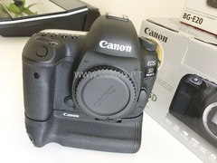 Câmera Canon EOS 5D Classic-28-135mm Lente ultra-sônica-Filtros-Flash-Acessórios